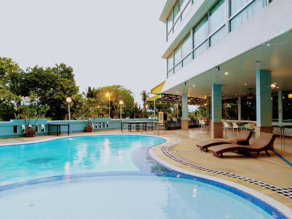 Viang Tak Riverside Hotel Exterior foto