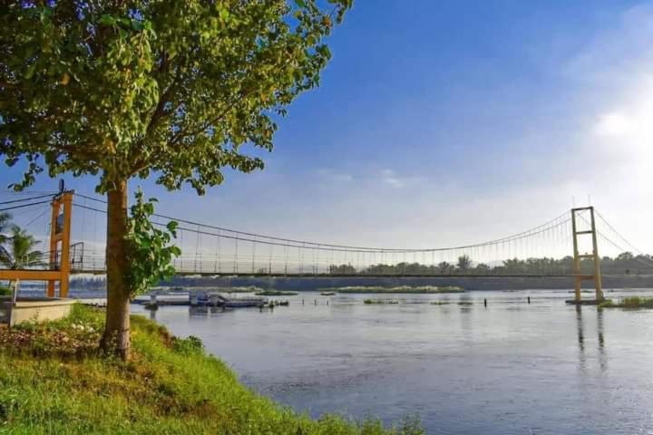 Viang Tak Riverside Hotel Exterior foto